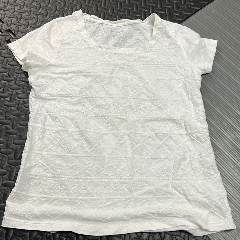 L.l Bean top